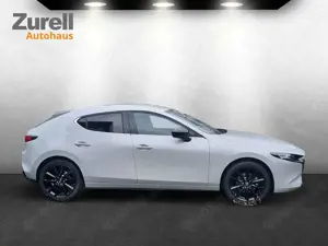 Mazda 3 2.5L e-SKYACTIV G 140ps 6AT Homura