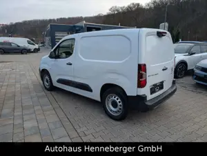 Peugeot Partner Premium Elektromotor L1 Bild 4