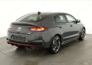 Hyundai i30 N Line 1.5 T-GDI DCT Fastback N-LINE, Navi, 18-... Bild 2