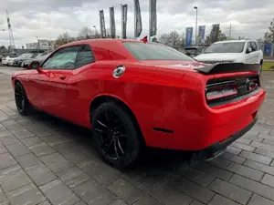 Dodge Challenger R/T 5.7l V8 KAMERA ACC NAVI Sportpaket Soundsystem Bild 5