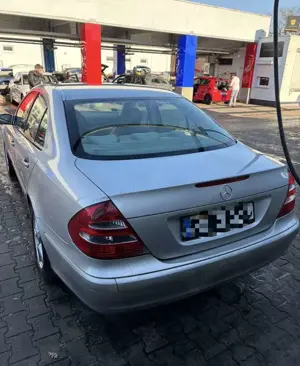 Mercedes-Benz E 200 CDI Classic Bild 4