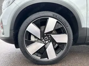 Volvo C40 Recharge Plus Single Motor Extended Range Bild 2