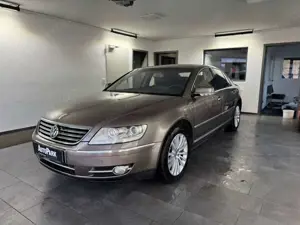 Volkswagen Phaeton 4Motion *V8*ACC*Sound-System*Bi-Xenon* Bild 3