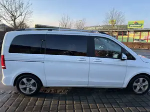 Mercedes-Benz V 220 V 220 CDI/d, 250 CDI/BT/d EDITION kompakt (447.811 Bild 2
