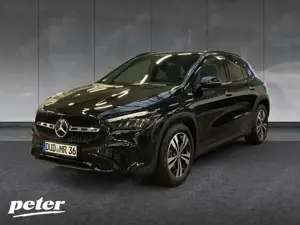Mercedes-Benz GLA 220 d 4MATIC PROGRESSIV+NIGHT+PARKAS+18"+AHK
