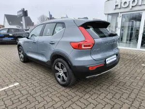 Volvo XC40 T3 Benzin Aut. Inscription AHK/Navi/Kamera Bild 3