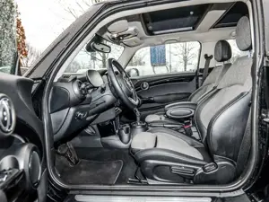 MINI Cooper 3-Türer HUD PANO RFK NAVI LED PDC V+H LM Bild 5