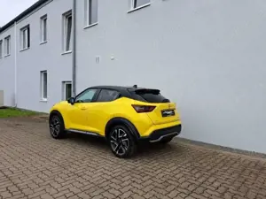 Nissan Juke 1.0 DIG-T N-Design Tech-Paket Bild 3