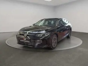 Volkswagen Passat Elegance 1.5 eTSI DSG ACC+AHK+NAVI+LED Bild 2