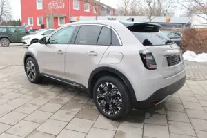 Fiat 600 e 115 kW La Prima Bild 4