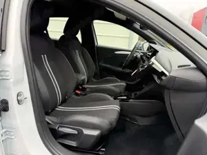 Opel Corsa GS 1.2 Turbo Hybrid eDCT Android Auto*SHZ*Kamer... Bild 4