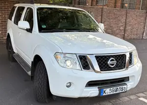 Nissan Pathfinder 2.5 dCi Aut. LE