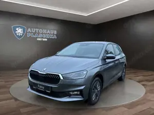 Skoda Fabia Tour 1,0 TSI 70 kW 5-Gang-Schaltgetriebe Klima