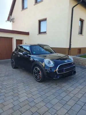 MINI John Cooper Works Mini John Cooper Works