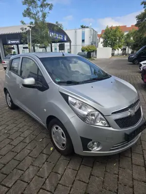 Chevrolet Spark 1.0 LS Bild 2