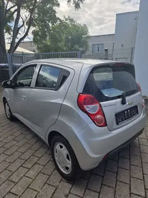 Chevrolet Spark 1.0 LS Bild 3