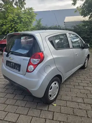 Chevrolet Spark 1.0 LS Bild 5