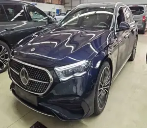 Mercedes-Benz E 450 T 4M AMG Line Premium*SUPERSCREEN*PANO*AHK