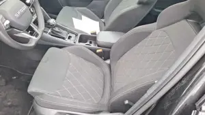 Skoda Karoq 1,5 TSI Sportline Matrix Beam Pano Bild 4