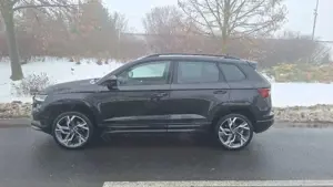 Skoda Karoq 1,5 TSI Sportline Matrix Beam Pano Bild 2