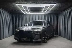 BMW 740 d xDrive *M Sport Pro*Iconic Glow*Theater TV