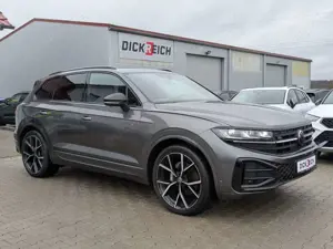 Volkswagen Touareg 3.0TDI 4M R-Line VOLL Black 22" UPE 114T