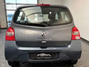 Renault Twingo 1.2 Dynamique KLIMA/RADIO CD/HU:NEU Bild 5