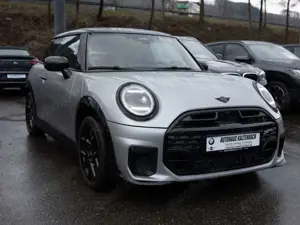 MINI Cooper C John Cooper Works Trim PANO LED HUD Bild 3