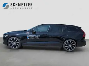 Volvo V60 +B4+Benzin+Ultimate+Dark+Standhzg+E-Sitze+DAB Bild 2