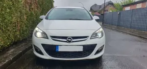 Opel Zafira Price für 2 Autos-Opel Zafira 2013+Opel Astra 2012 Bild 2