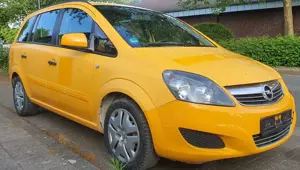 Opel Zafira Price für 2 Autos-Opel Zafira 2013+Opel Astra 2012