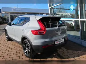 Volvo XC40 Plus Dark *Navi, LED* Bild 4