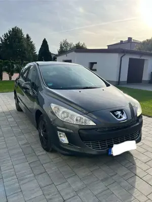 Peugeot 308 TÜV neu *unfallfrei* 120 VTi Platinum 1.6 88 kW