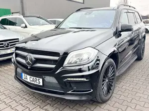 Mercedes-Benz GL 500 GL-500 4Matic AMG Navi+2xTV/Massage/Panorama/AHK