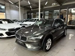 Volvo V60 Cross Country B5 AWD LED Pano AHK