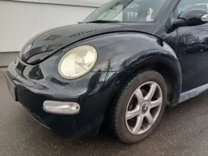 Volkswagen New Beetle 1,6 Arte Klimaanlage Alu RadioCD ESP Bild 3