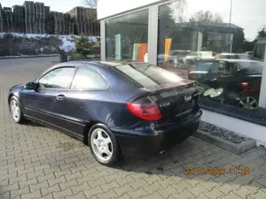 Mercedes-Benz C 230 C-Klasse Kompressor Sportcoupe Bild 4