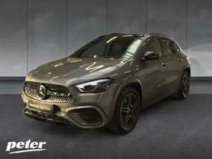 Mercedes-Benz GLA 200 AMG+NIGHT+19"+360°+Panorama+AHK+KEYLESS+