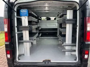 Renault Trafic Kasten L1H1 3,0t Komfort Sortimo+NAVI