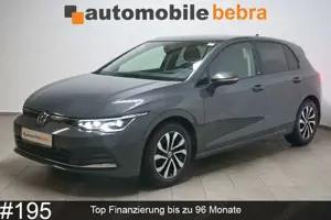 Volkswagen Golf 8 2.0TDI DSG Active Virtual Pano AHK Navi