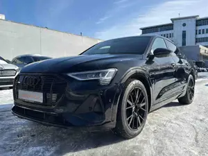 Audi e-tron Sportback 55 2x S line BLACK EDITION PANO