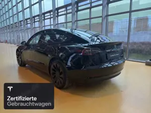 Tesla Model 3 Bild 4