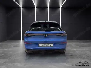Volkswagen T-Roc R-Line 1.5 eTSI Navi EasyOpen BlackStyle LED Bild 5