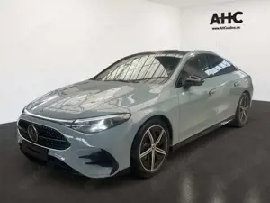 Mercedes-Benz CLA 180 ++AMG-LINE+AHK+MULTIBEAM+WINTER-PAKET++