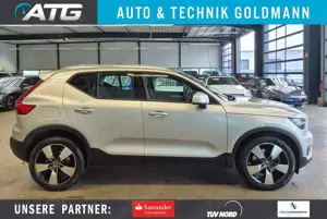 Volvo XC40 MOMENTUM AWD NAVI SITZHZ CAMERA SOUNDSYSTEM Bild 1