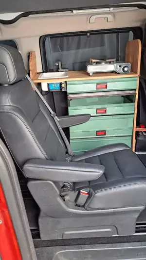 Peugeot Traveller Traveller L3 2.0 BlueHDi 180 EAT8 Allure Bild 4