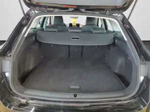 SEAT Leon Sportstourer 1,5 TSI FR RFK/NAVI/PDC/LED/Si Bild 4