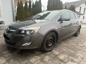 Opel Astra Astra 2.0 CDTI DPF Sports Tourer Automatik Design Edition