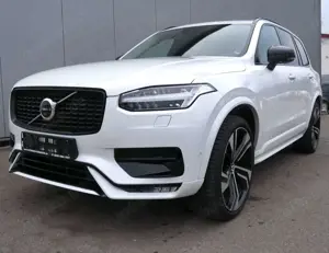 Volvo XC90 Ultimate Dark AWD NAVI/LED/360°/AHK/22-ZOLL