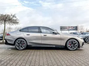 BMW 550 e xDrive M Sport Pro HuD+Bowers/Willkins+Komfort/K Bild 5